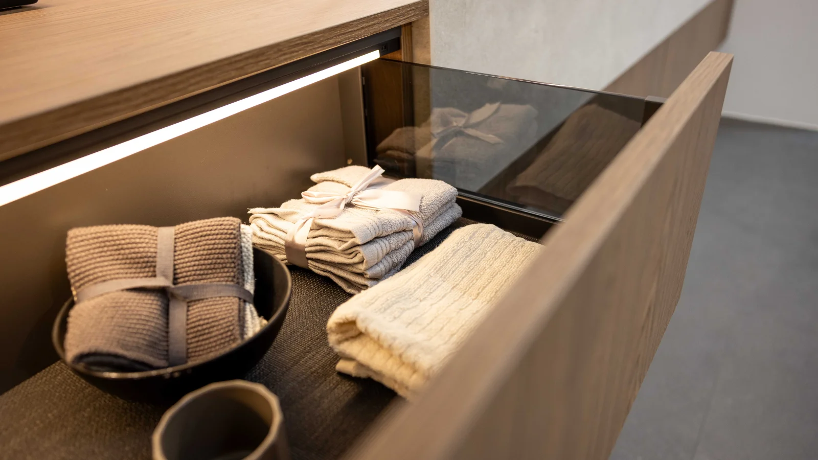 Salle de bain moderne sur mesure à Tanger — Osmosis Home